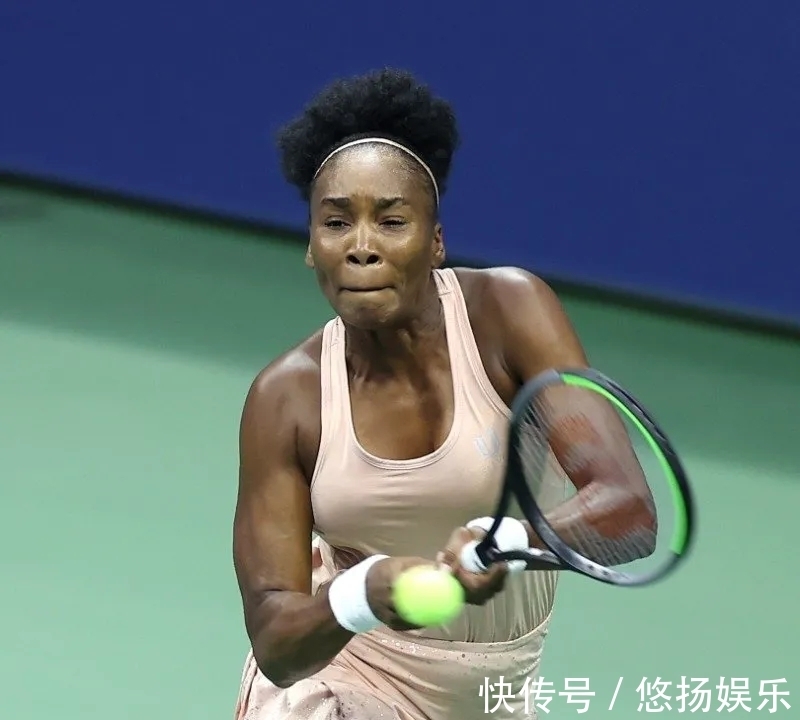 场上绽放异 场上绽放异